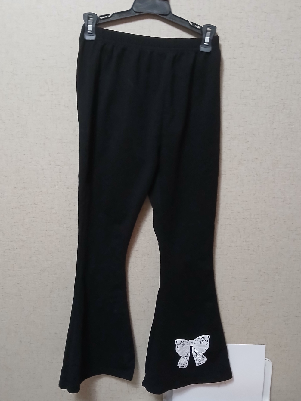 Source Unknown Kids Flare Leggings with White Lace Bow Accent